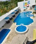 Hotel pool city Hôtels à : Bonao