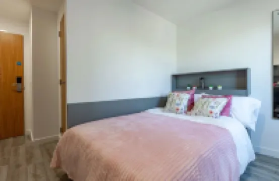 Student Only Oldway Centre