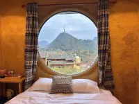 Chanh Homestay Lo Lo Chai Hotels in Lung Cu