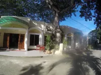 D' Lucky Garden Inn