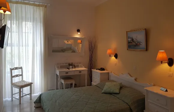 應坡坎珀斯旅館