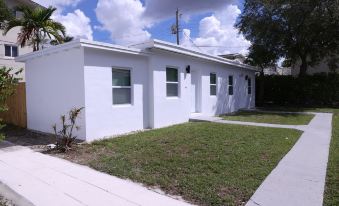 Douglas rd Apartments