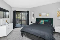 Lakeside Oasis: Fort Jackson Family Retreat Hotels near Columbia South Carolina Temple