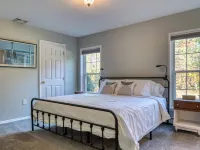 Mountain retreat in heart of the Catskills Hotels in Cairo