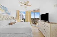 502 Stunning 2 Bdrm~ Private Beach ~ Gulf View & Pools ~ Book June 27th Special
