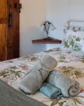 Uniquely Pambula- an inviting cottage with warmth & rustic charm *Pet-friendly