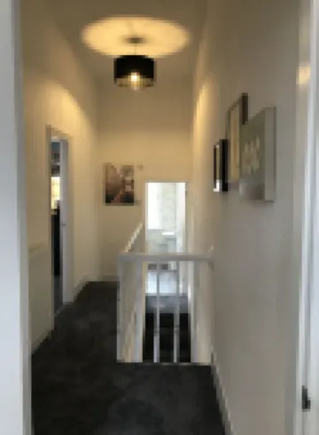 Bright Spacious 3-Bed with Office & Patio, Preston