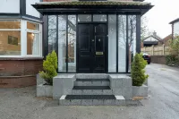 Pillo Rooms - 4Br House Near Heaton Park Hotels in Prestwich