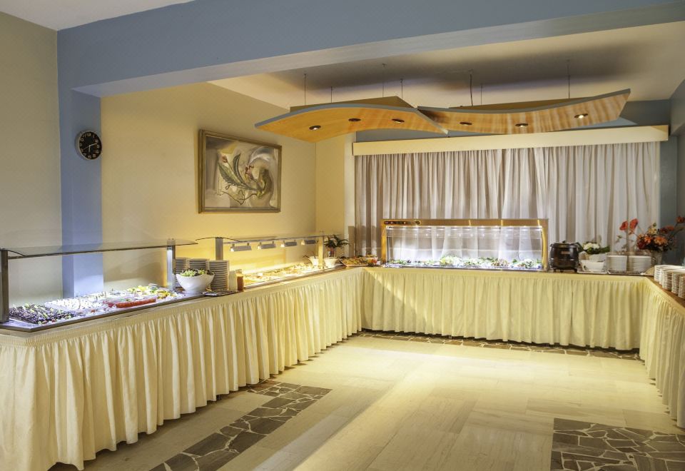 Hotel Penelope Beach Hotel Apts, Dining, Restaurant
