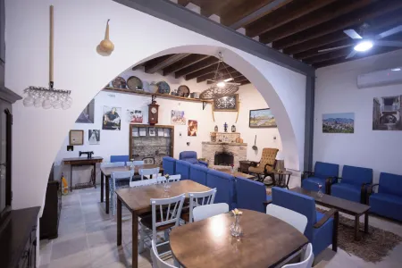 Lazaros Stonehouse Отели в г. Агиос-Теодорос