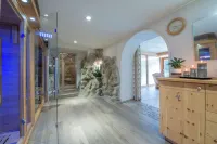 Hotel Lago Della Creta Hotels in Mareo