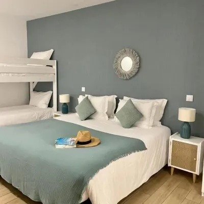 Marsuites B&B โรงแรมใกล้หาดเอวาริสโต