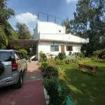 Purple Tree Villa Delhi Hotel a 