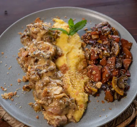 Santuario Luxury Eco Hotel Отели в г. Нокайма