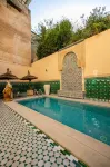 Riad Fes Ziyat & Spa - สระว่ายน้ำแบบอินฟินิตี้