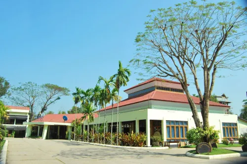 One Myanmar Resort Pathein - breakfast