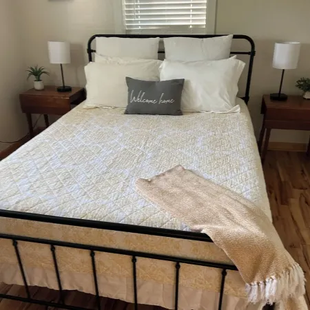 Welcoming 2-bedroom cottage in the heart of New River Gorge National Park
