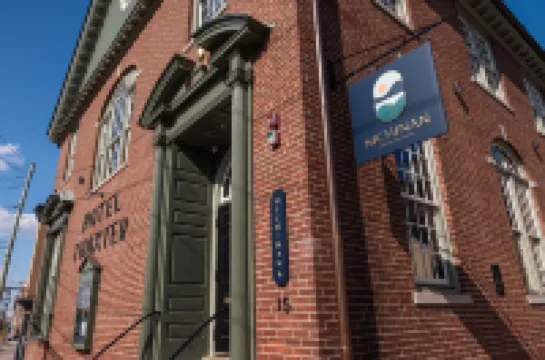 Hotel Thaxter Hotels in 