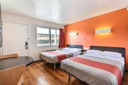 Super 8 by Wyndham San Jose