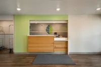 Woodspring Suites Rockledge - Cocoa Beach Hotel di Brevard County