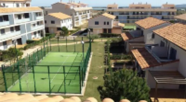 Luxury accommodation for 14 people ...... Swimming pool with SPA CIRCUIT