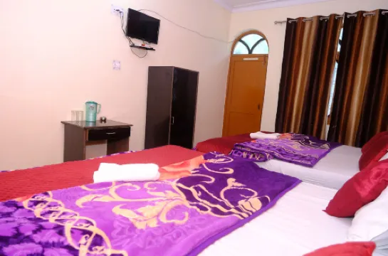 Hotel Him Deep Uttarkashi