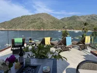 Penthouse in Yelapa, Brand New and Luxurious Casa, Sleeps 8 very comfortably