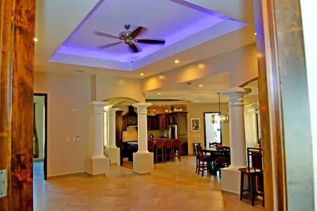 Casa Hermosa  Brand New  5 Bed Luxury   Home With Private Pool