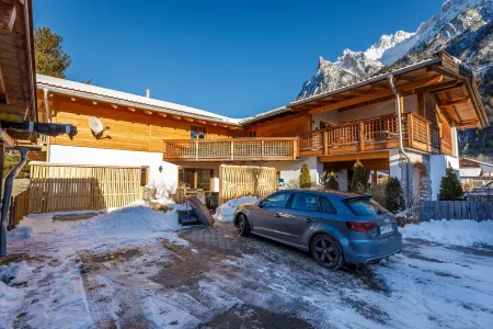 Alpenloft 1.0 Отели в г. Миттенвальд