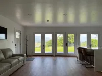 Nice Guest House with River Views Hotels in Boundary County