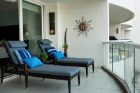 Stunning Oceanview Condo in Villamagna