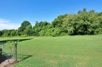 Charming Lakeview Retreat