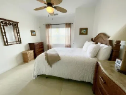 Villa Diez, Pool & Boat Charters