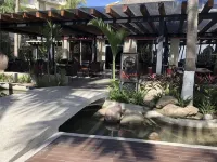 Condo Infront of the Beach