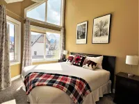 Spectacular Mountain Views! Unique & Rare End Unit 2 Storey Condo + 2 balconies!