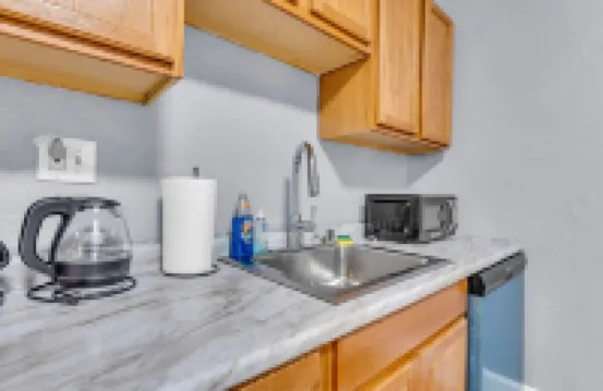 Charming Retreat in Historic Little Italy