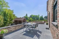 Spacious characteristic house quietly located near Tongeren center.