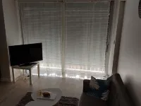 Studio type T2, hypercentre, furnished with air conditioning and parking Hotels in Gramat