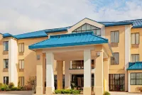 Holiday Inn Express & Suites Fort Payne فنادق في Fort Payne