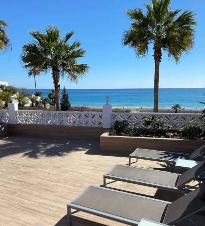 Bungalow am Weißen Strand, Glas Faser Internet, Top Lage und Top Ausstattung Отели в г. Коста Кальма