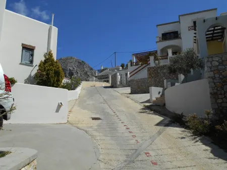 Beautiful, comfortable villa with swimming pool and superb views.