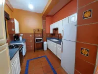 Private, Cozy, 2 Bedroom Suite - 2 Minutes from the Beach!