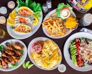 River Access Cottage Mins to Beach