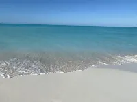 VILLA LUIS, TREASURE CAY PARADISE, FULLY SANITIZED Hotels in Great Abaco