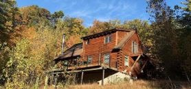 Luxury secluded Catskill log cabin on creek-ski hike great restaurants mins away