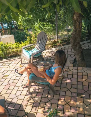 Escape to the Tranquil Sophistication of Yellow Sands Luxury Villas Hotel di 