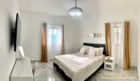 Welcome to Nano’s Home Hotels near El Hoyo