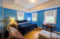 Sand Cove House - privacy, space and natural beauty