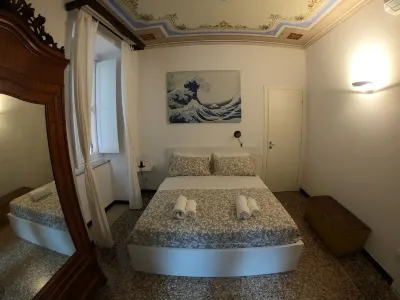 La Scialuppa design apartment Hotels near Golfo Paradiso