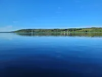 The Riverside Inn - a welcoming, peaceful retreat on the water.